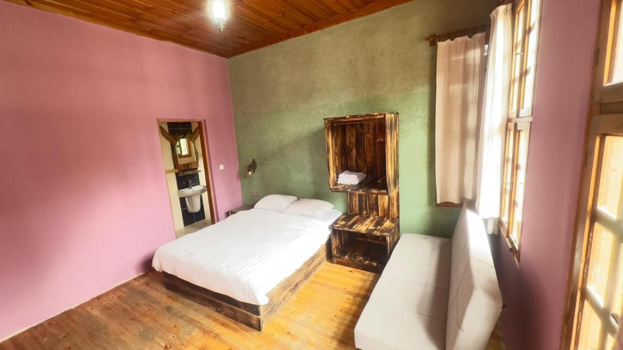 Otel Wood House 安塔利亚 外观 照片